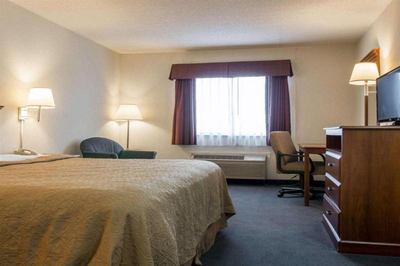 Quality Inn Hudsonville South Extérieur photo