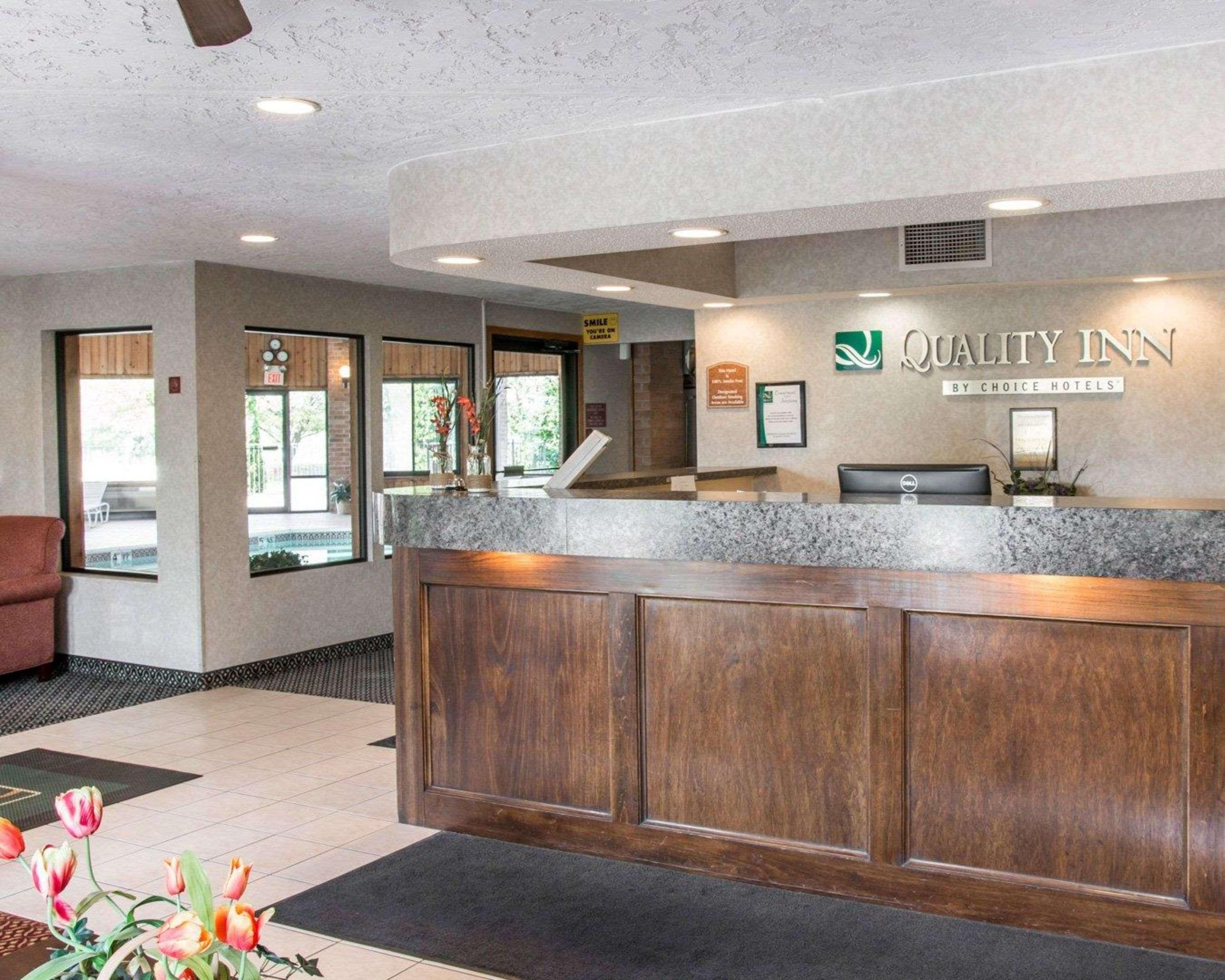 Quality Inn Hudsonville South Extérieur photo